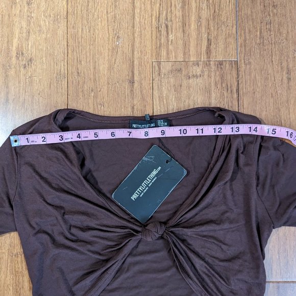 PrettyLittleThing Jersey Knot Front Long Sleeve Crop Top - Picture 9 of 11